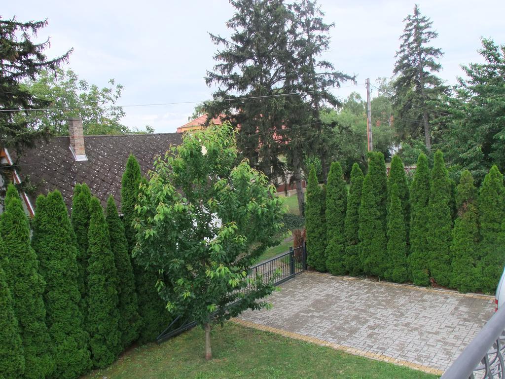 Levente Apartman Balatongyörök エクステリア 写真